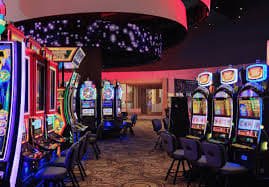 pgjili live casino dealer table streamed on mobile for Philippines players